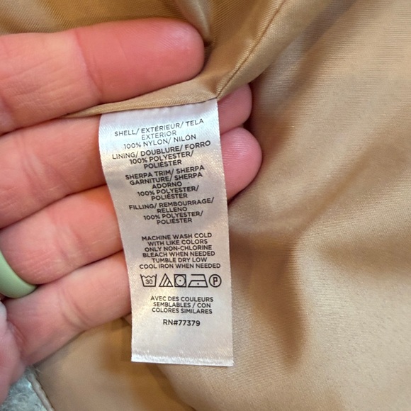 Ann Taylor Weekend Tan Puffer Jacket with Faux Shearling Trim Size XS - Picture 7 of 7